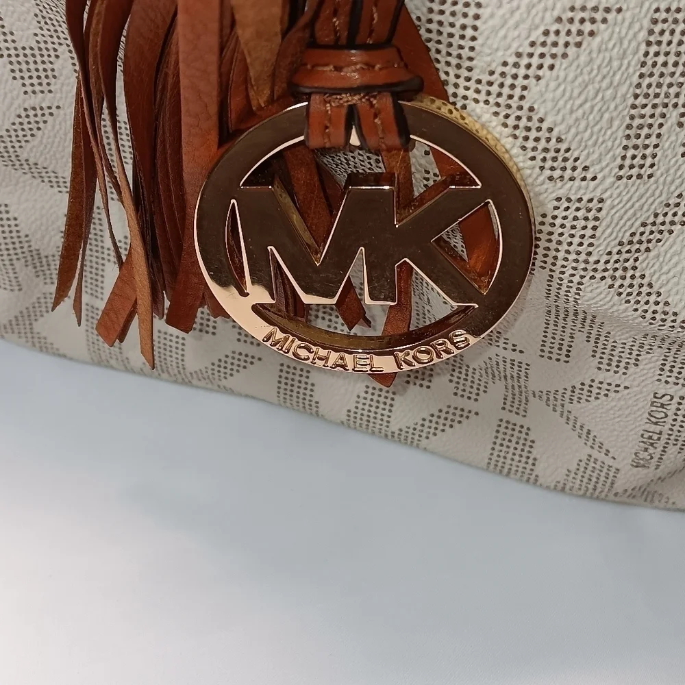 Michael Kors Signature Ring Tote East West Vanilla/Brown Leather Shoulder‎ Bag